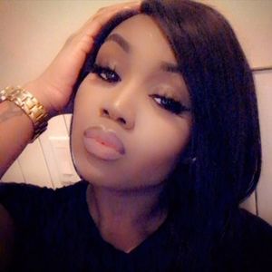 Meet your Posher, Shania